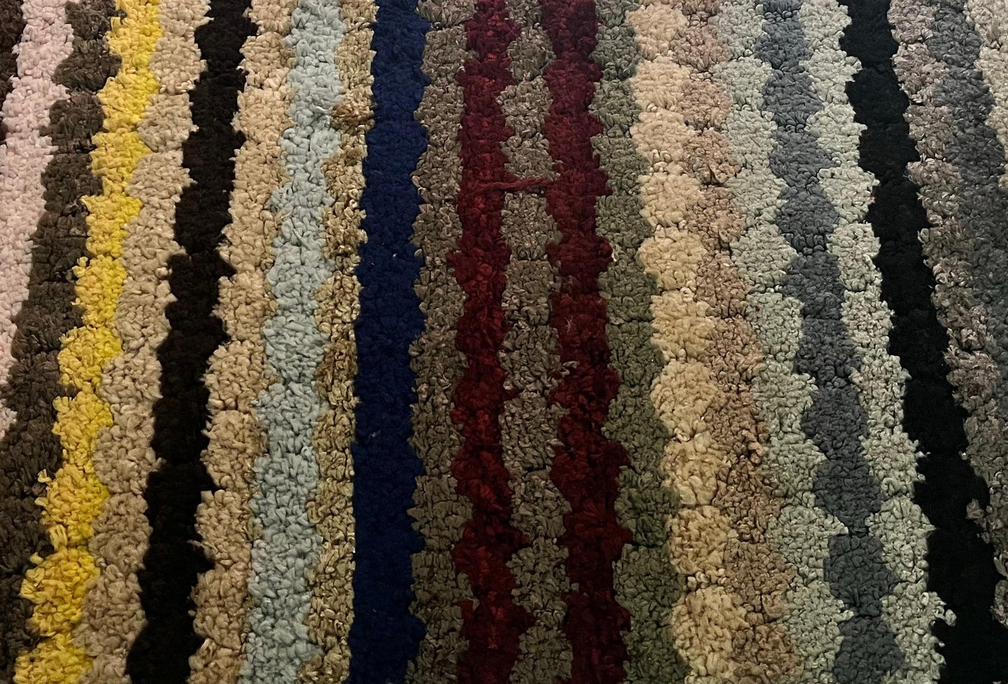 Plush Absorbent Striped Bath Mat (40x60 CM)